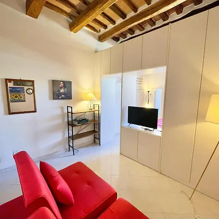 Casa Lu15, Cozy Centro Storico Apartment Siena
